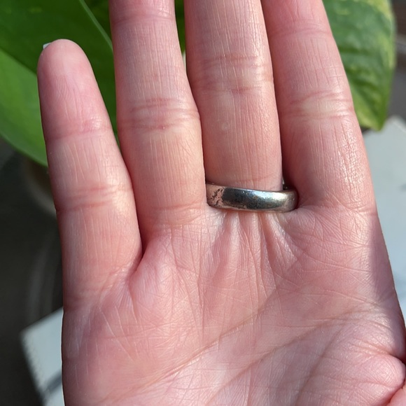 Forever 21 - Large Statement Ring - Picture 6 of 10